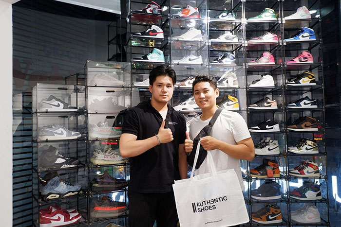 Authentic Shoes - Địa chỉ bán giày Nike chính hãng uy tín tại Sài Gòn