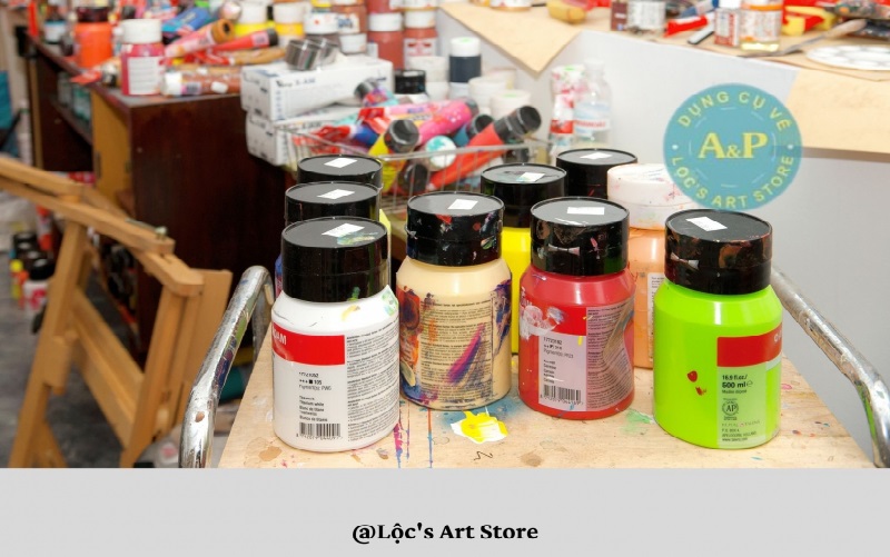 Lộc's Art Store luôn là địa chỉ cung cấp màu Acrylic được ưa chuộng