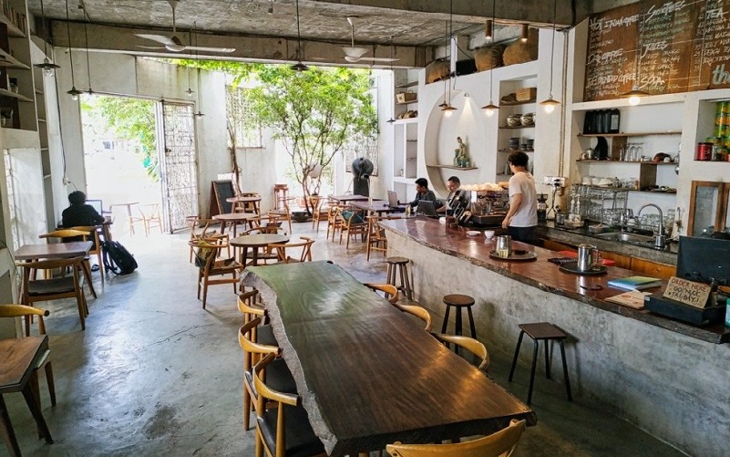 The LIB Coffee & Books - Quán cafe tổ chức offline TPHCM uy tín 
